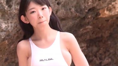 長澤茉里奈 競泳水着からはみ出るおっぱいがエロい美少女